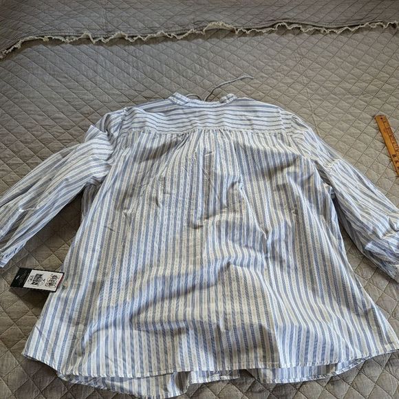 Ralph Lauren Ruffle Button Up 3x - Picture 6 of 6